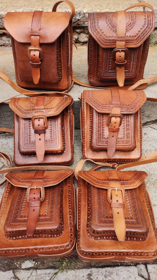 Crossbody bags for men and women's